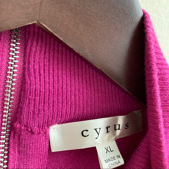Cyrus Sweater XL - Picture 5 of 8